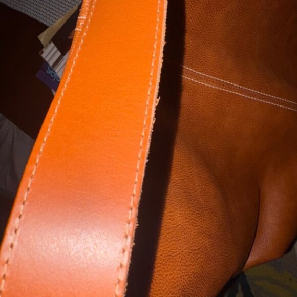 Parker Thatch Jane Leather Pebbled in Cognac - Picture 3 of 10